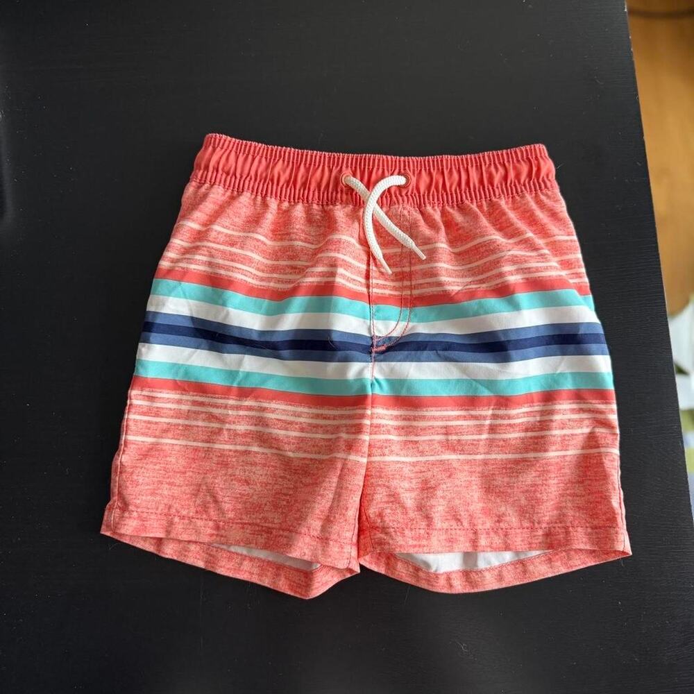 OshKosh Beach ready boys swim trunks Size 4
